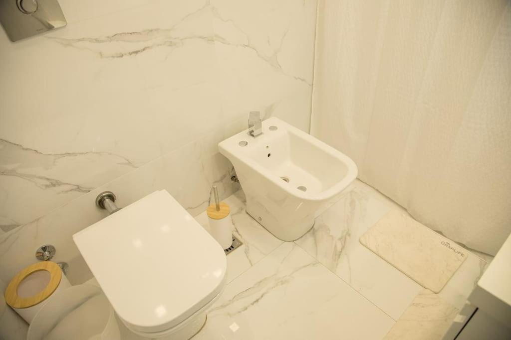 Palermo Pecina - A Dos Cuadras De Tramites Visa Apartment